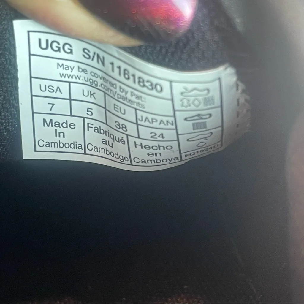 UGG CapTrail Low sneakers in black suede waterproof unisex grunge goth hiking 7 - Image 7