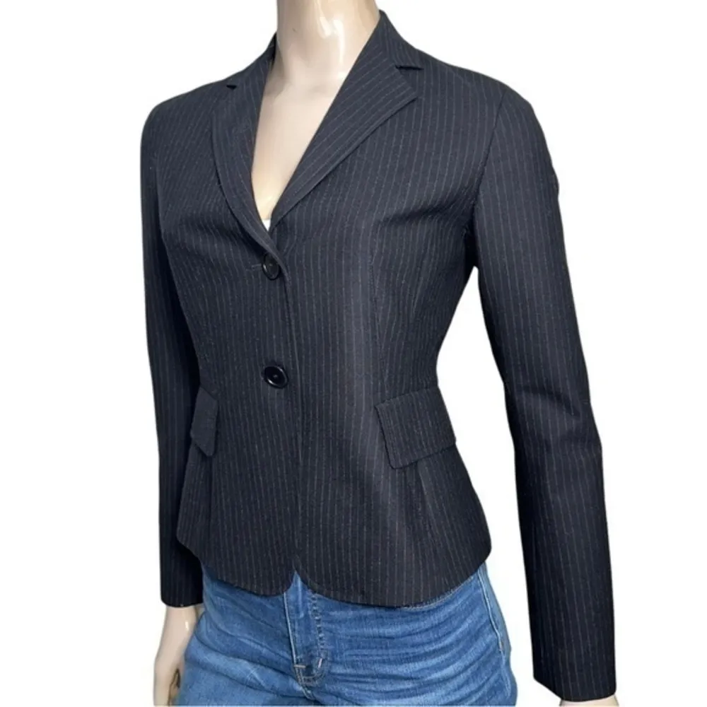 Akris Punto Women’s Size 4 Gray Striped Wool Two Button Front Jacket Blazer - Image 3