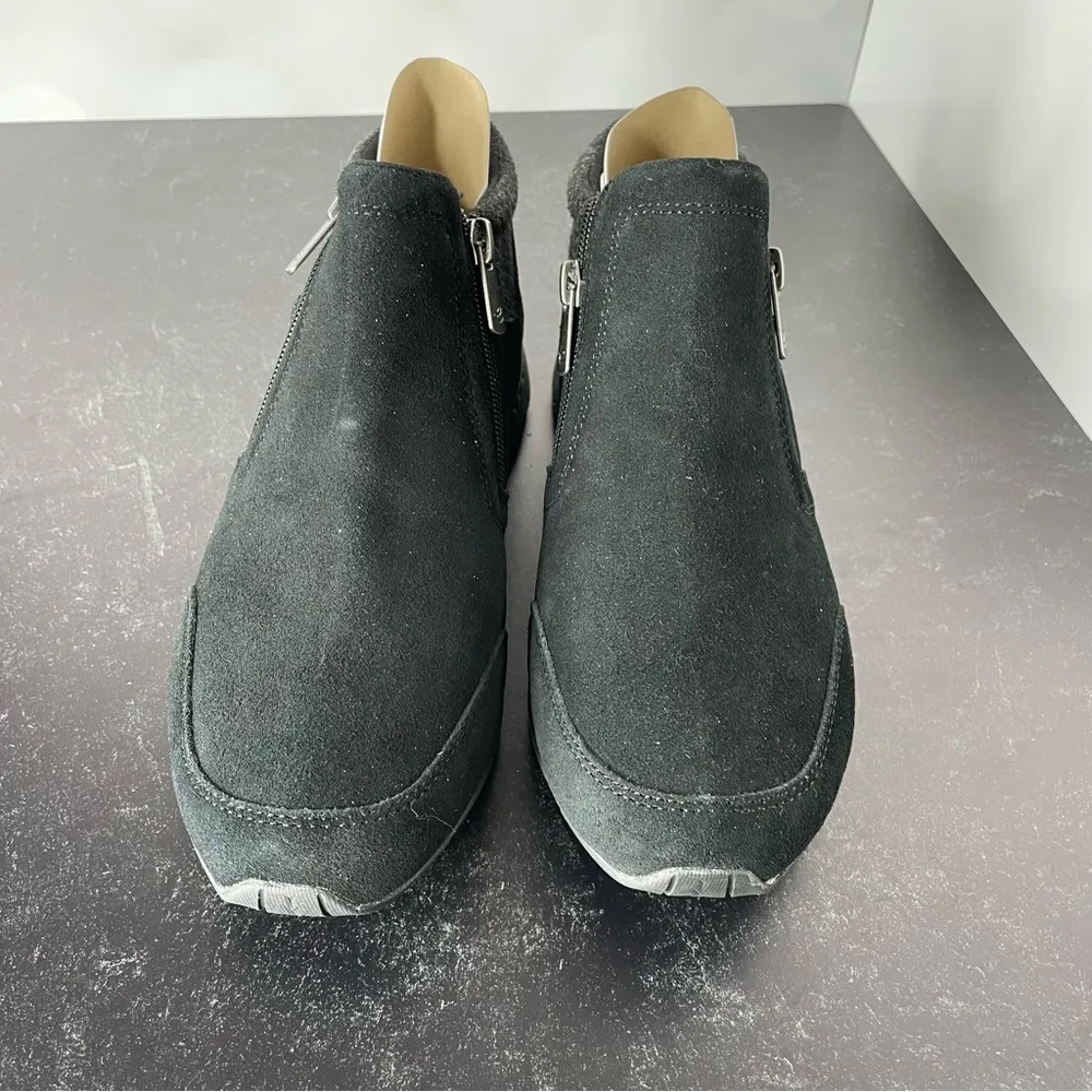 EASY SPIRIT Women's Tshuffle Casual Flat Walking Booties Black Sz 8.5 - Image 3