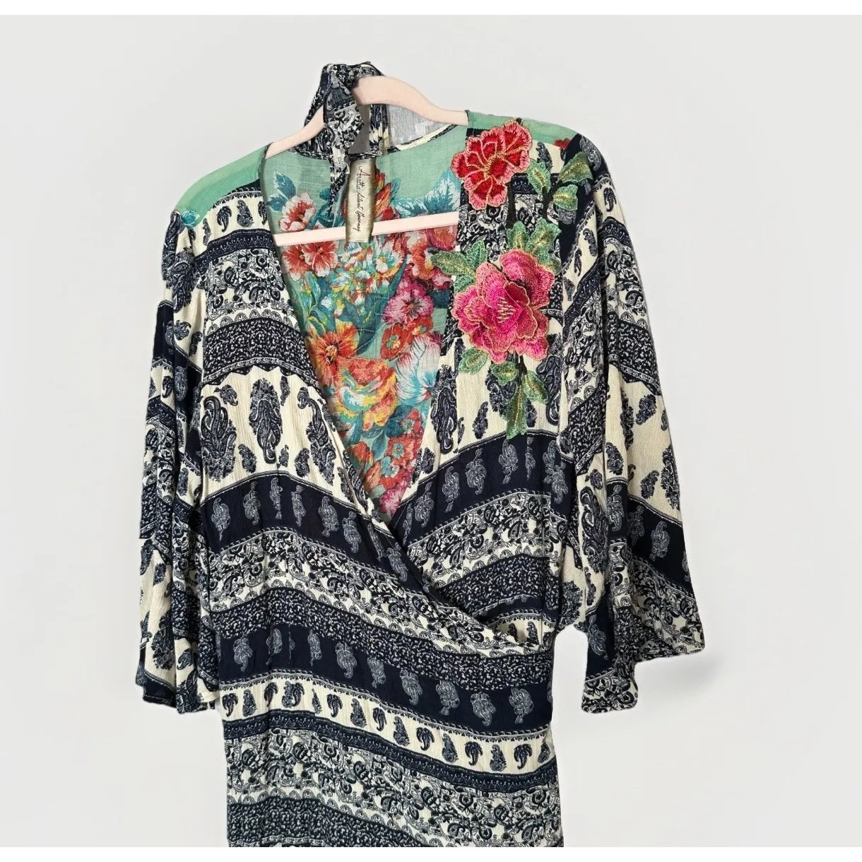 Aratta Silent Journey Embroidered Wrap Dress Size Large Purple Pink Floral - Image 4