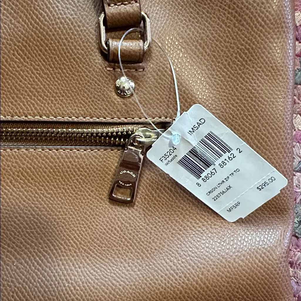 Coach NWT SADDLE BROWN  LEATHER CITY ZIP TOTE - Image 6