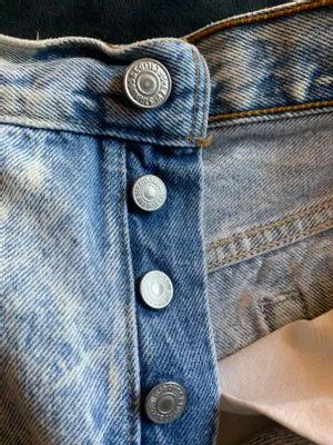 Levi’s Acid Wash Levi Shorts - Image 7