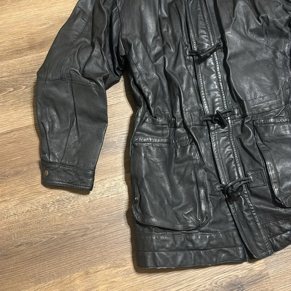 Vtg IOU leather toggle zipper black leather jacket size 6 bikercore fall mobwife - Image 4