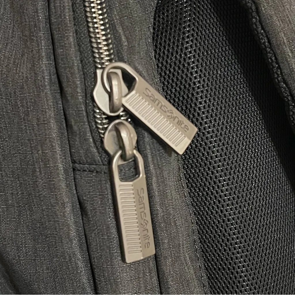 Samsonite Modern Utility Paracycle Laptop Backpack, charcoal grey, NWOT Gray - Image 10