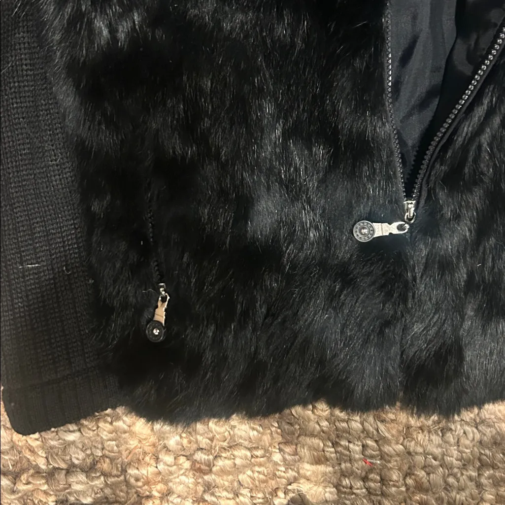 Jamie Sadock Black Rabbit Fur Wool Blend Zip Vest Size Medium - Image 6