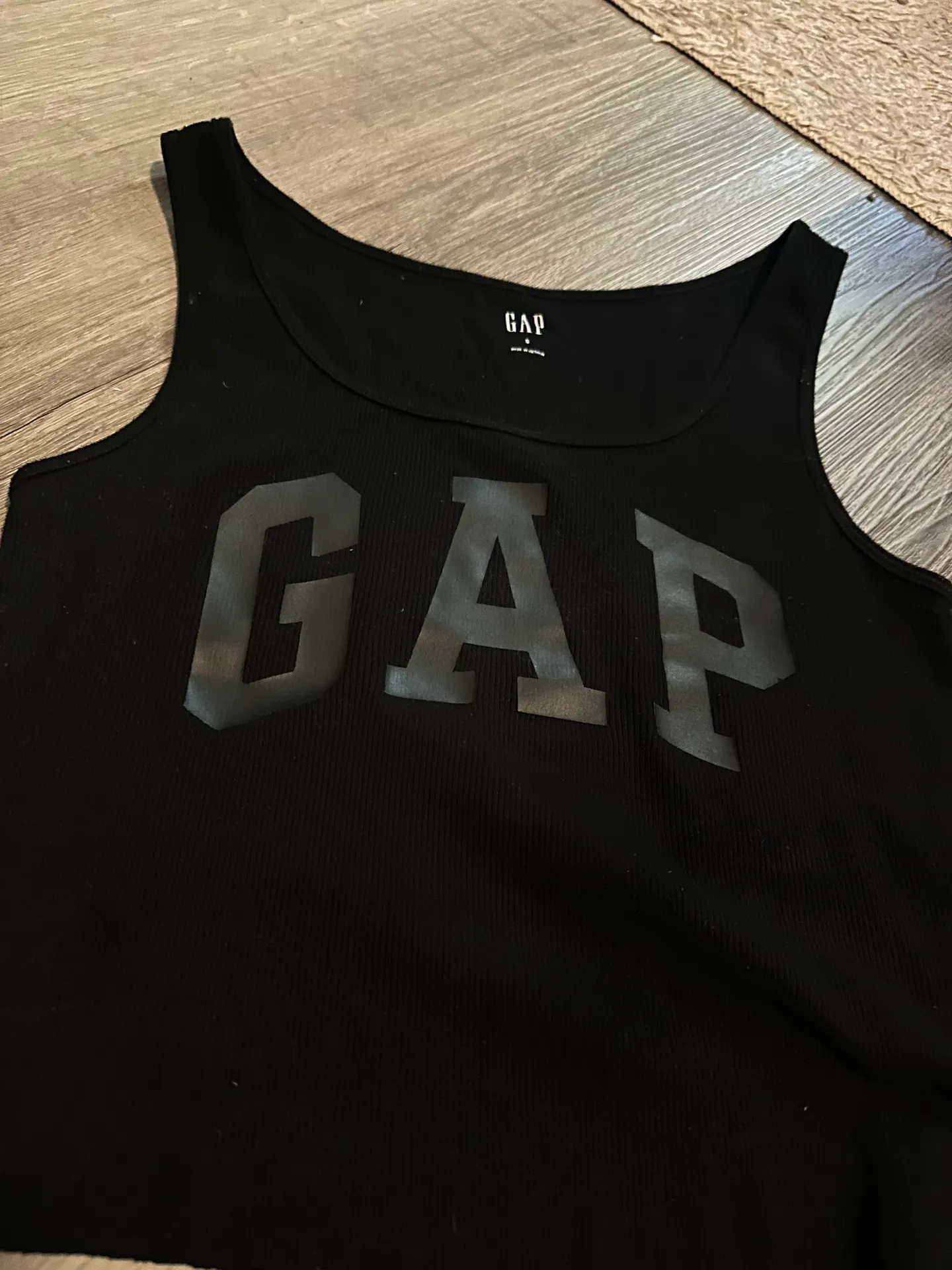Gap Tank Top - Image 2