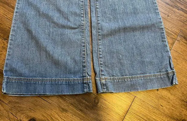 Apt. 9 Wide Legs Jeans - Image 3