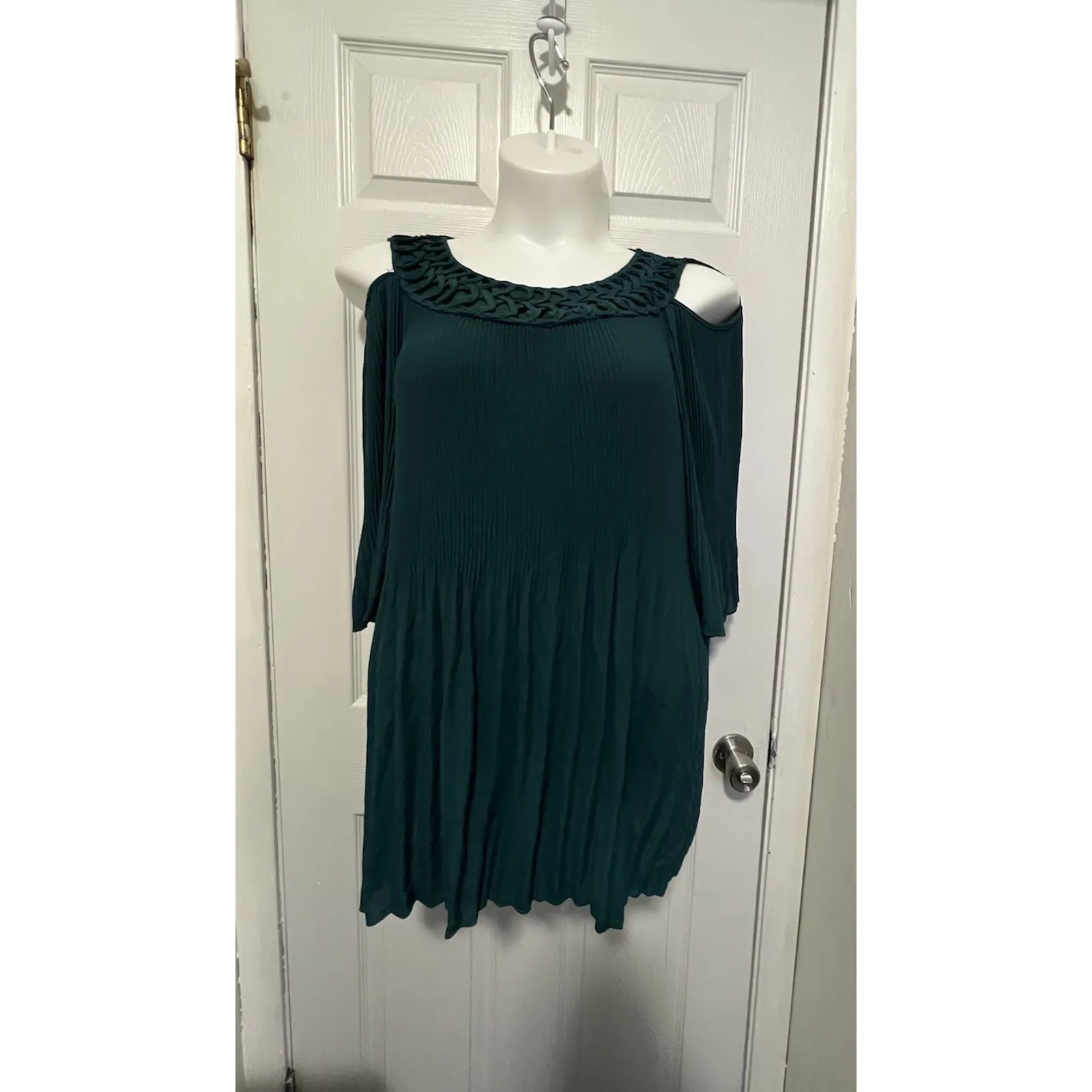 Catherine’s Woman’s Plus Size 1X Cold Shoulder, Stretchy, Emerald Green Blouse - Image 2