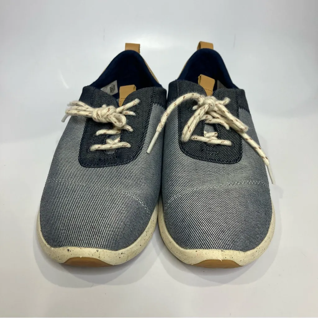 Toms Cabrillo sneakers blue color block women’s size 10 casual preppy minimalist - Image 4