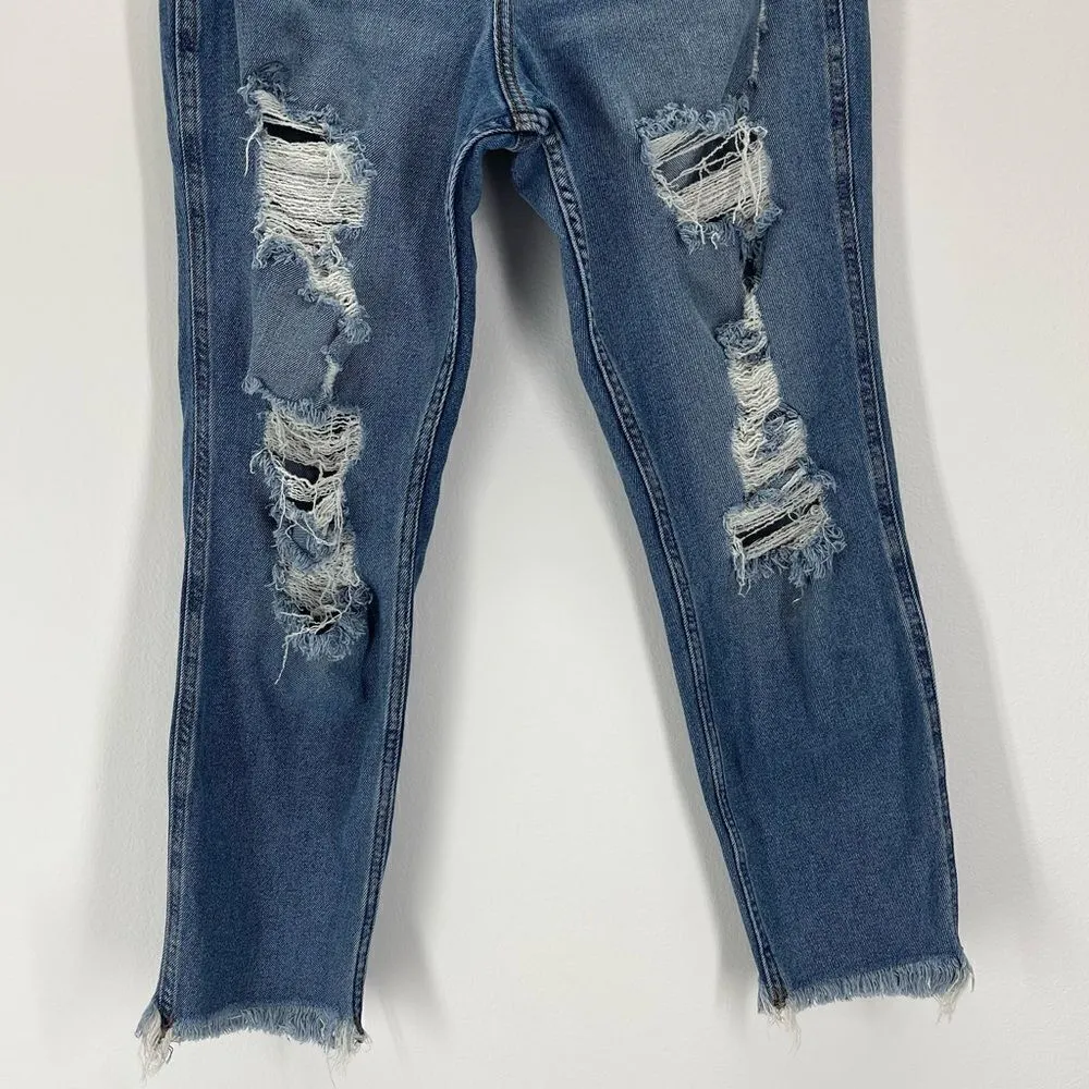 Hollister Curvy High Rise Destroyed Mom Jeans - 9 W29 L27 - Image 5