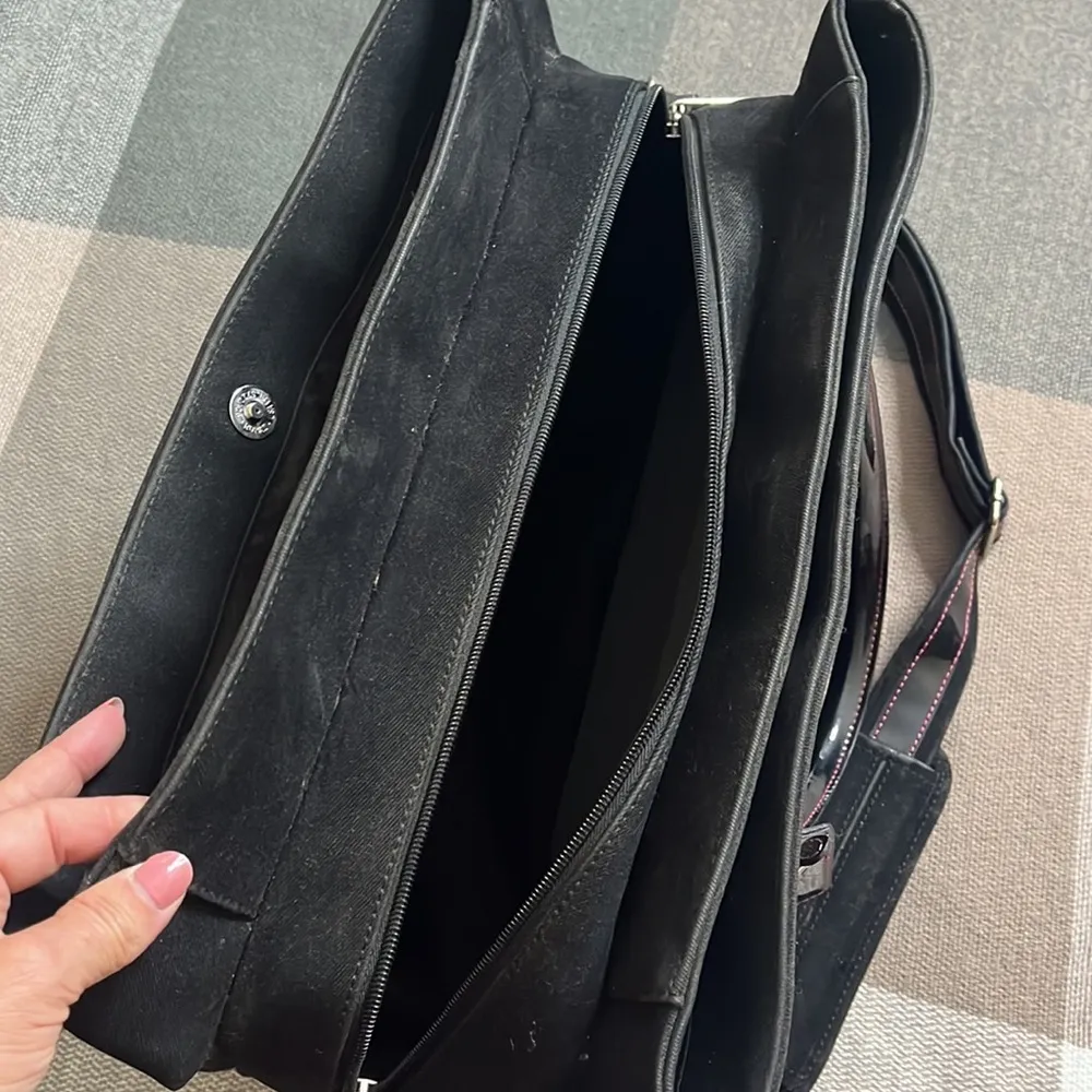 Diane Von Frustenberg Bag Black Tote Purse Overnight Weekender DVF - Image 9