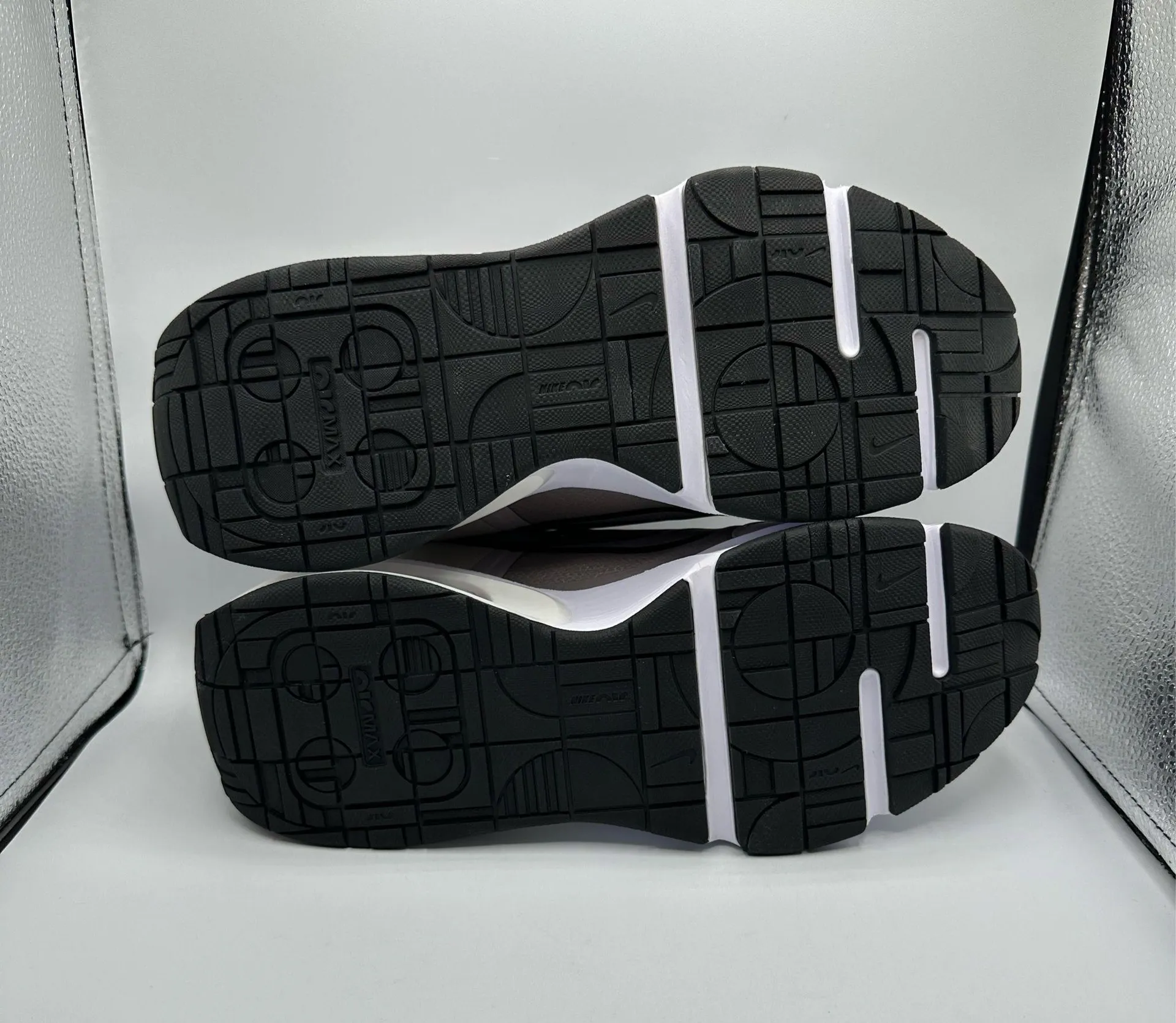 Nike Air Max Interlock “Light Iron Ore Amethyst Ash” size 10w - Image 5