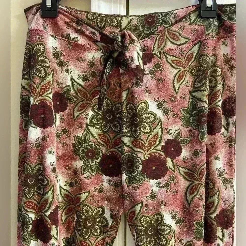 Becca beach cover up pants floral straight leg semi sheer tie waist Medium - Image 2