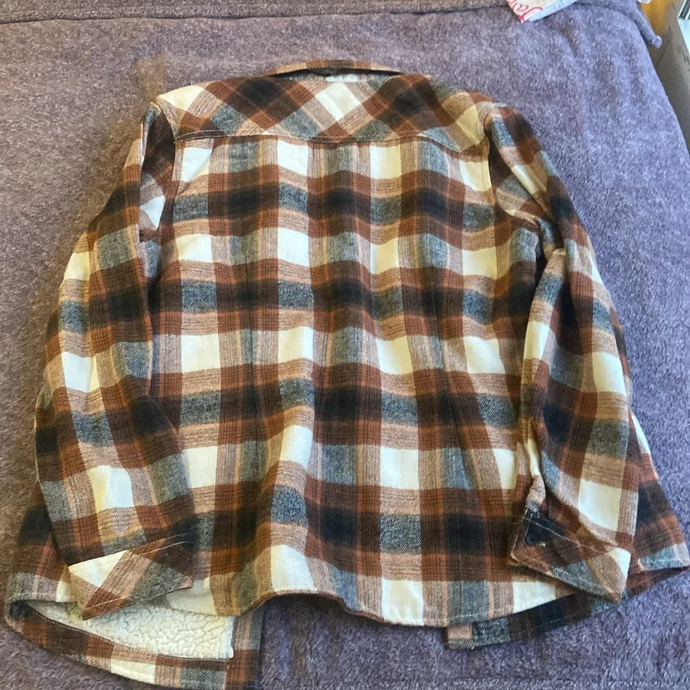 Ci Sono  Flannel Button-up Shacket - Image 2