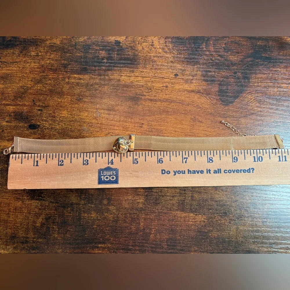 Gold Choker Necklace W/Heart Pendant - Image 8