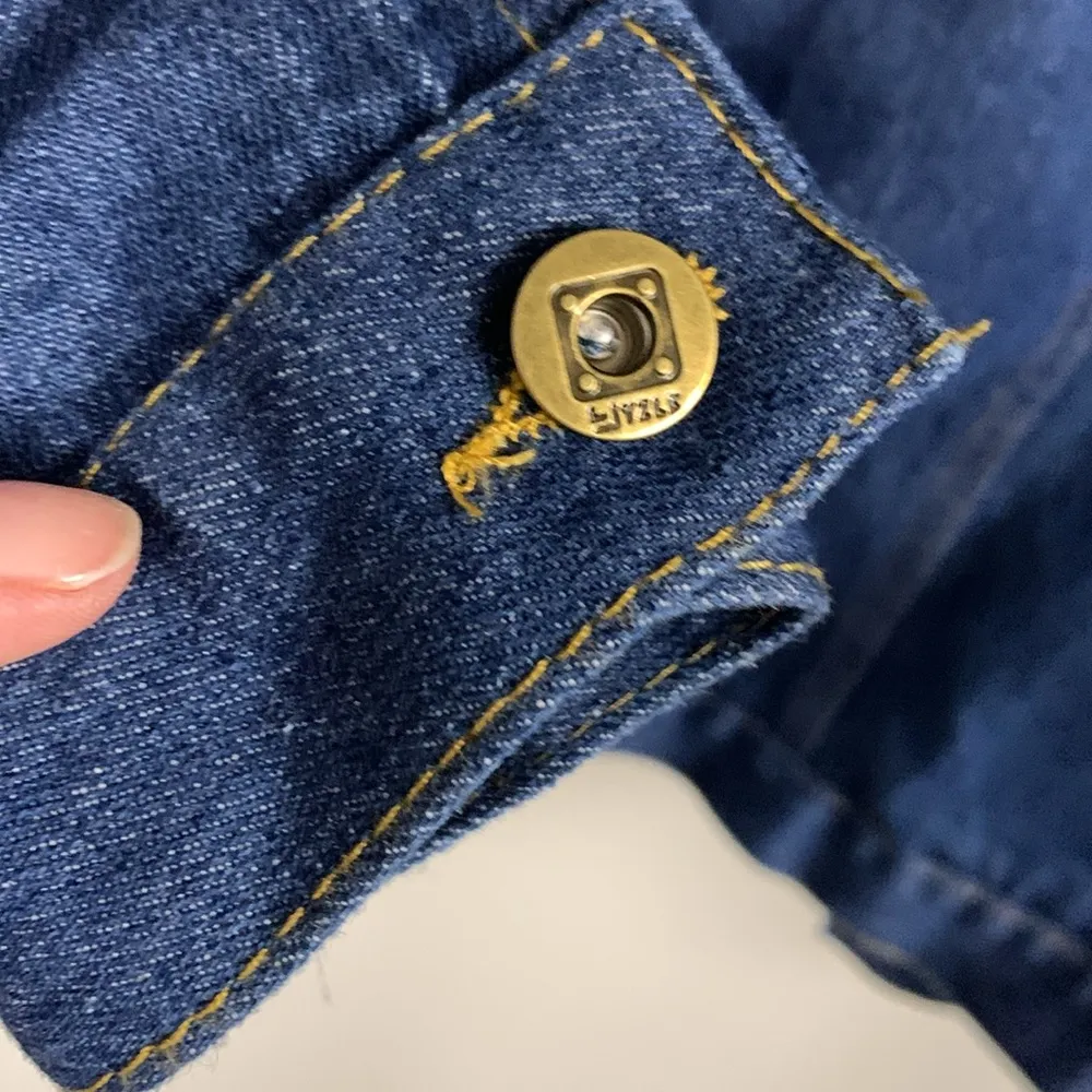 Vintage Dark Wash Denim Jean Jacket Size M Blue Size M - Image 6