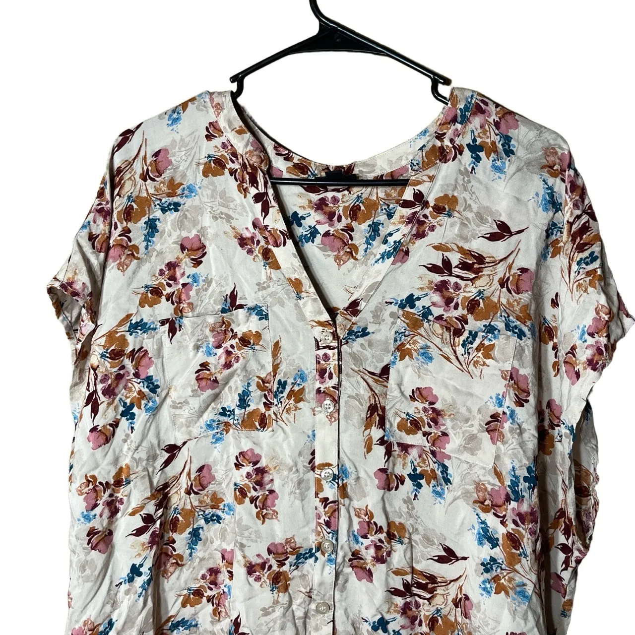 TORRID‎ Blouse Womens Size 1X White Floral Button Front V Neck Hi Low Hem Casual - Image 2