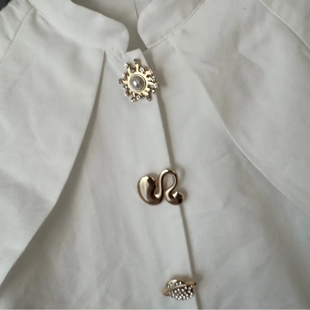 Commense Metal Decor Cropped top Blouse buttons metal down cape sun planet funky Gold Size L - Image 6