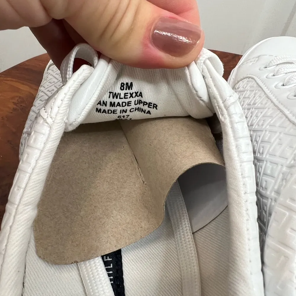 Tommy Hilfiger Women's Lexxa White Sneakers Size 8 Casual Monogram New in Box - Image 10