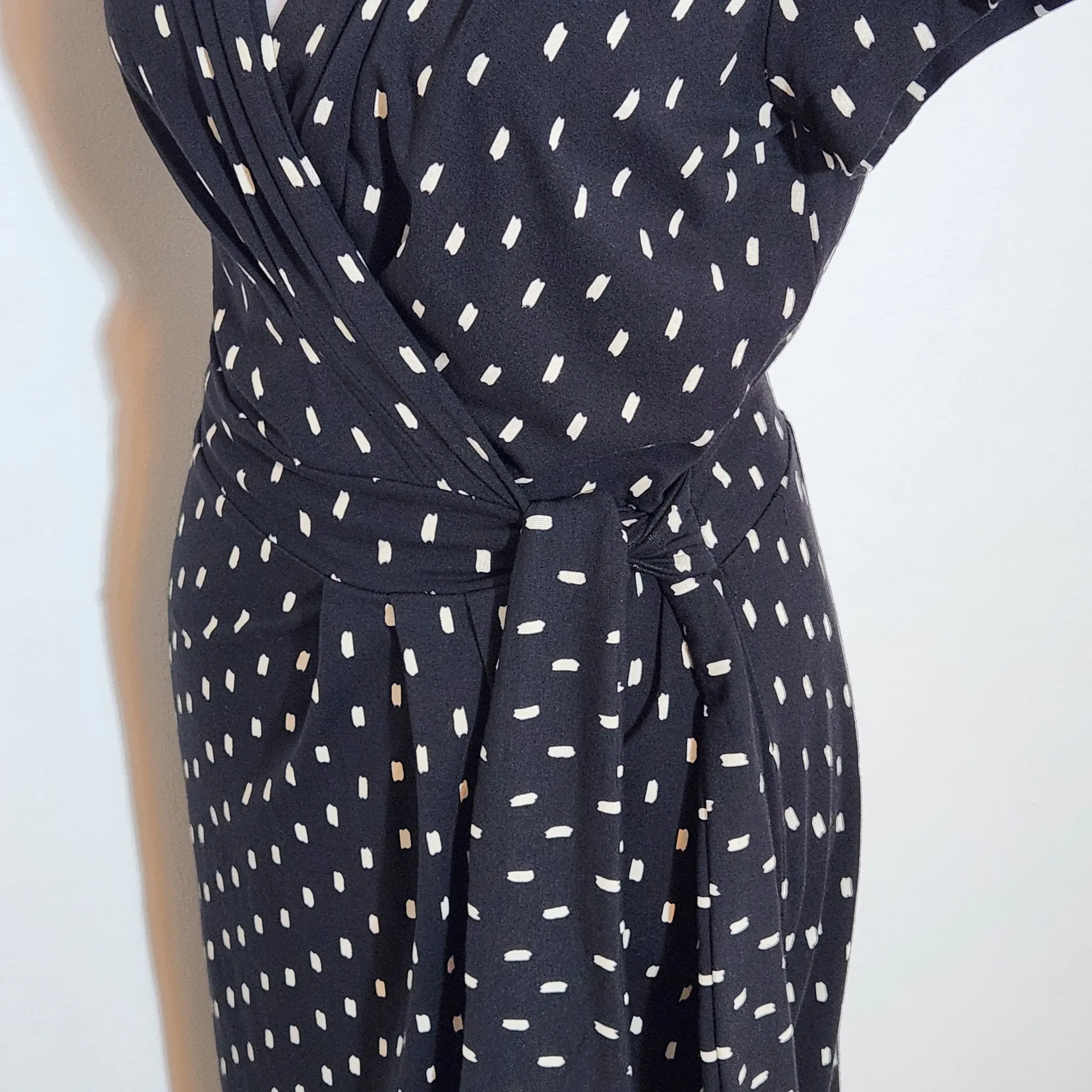 Ann Taylor Black Print Wrap Dress Size 2 Black and White Wrap Style Dress - Image 4