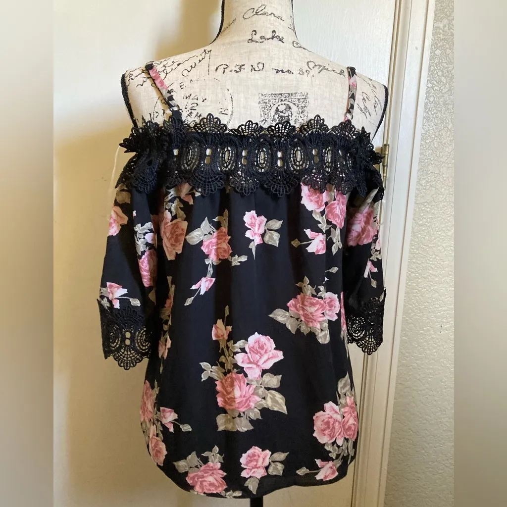 IZ Byer Black Floral Off Shoulder Black Lace Trim Blouse #W - Image 8