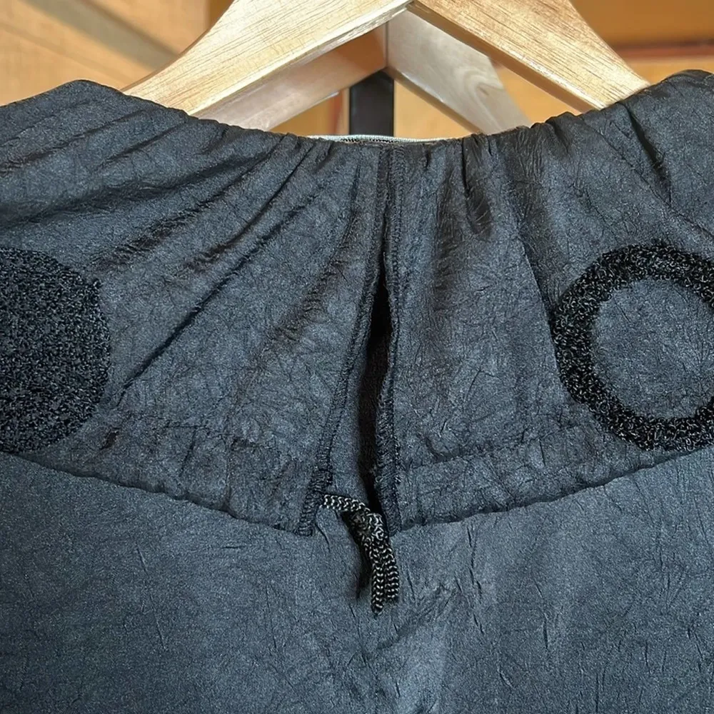 Vintage Aris. A Black Unique Design Coat Mixed Media Size Medium - Image 10