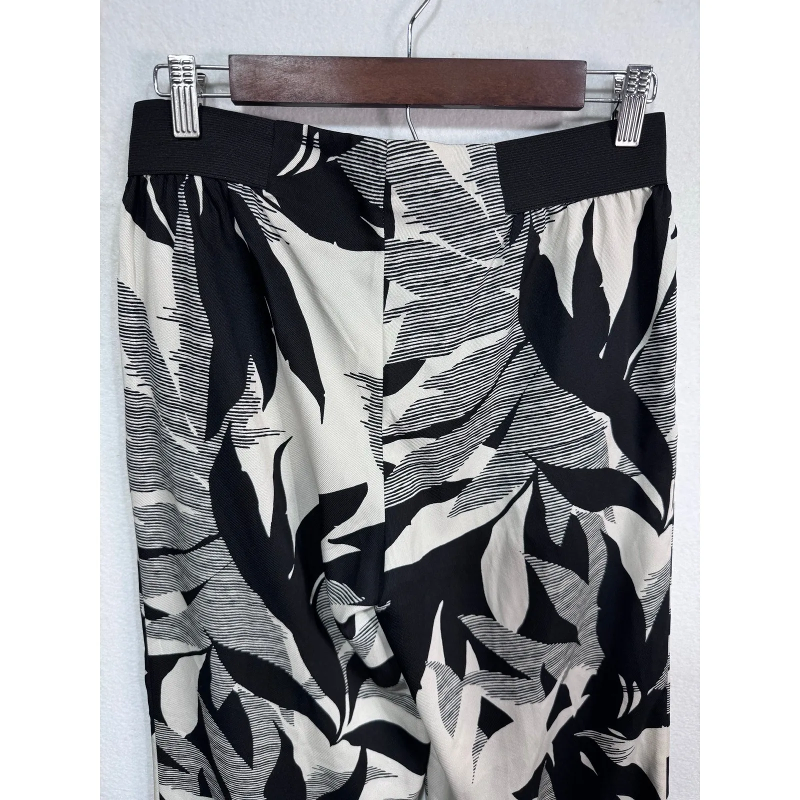 Worthington‎ Modern Fit Black White Tropical Floral Print Wide Leg Pants Size PS - Image 4