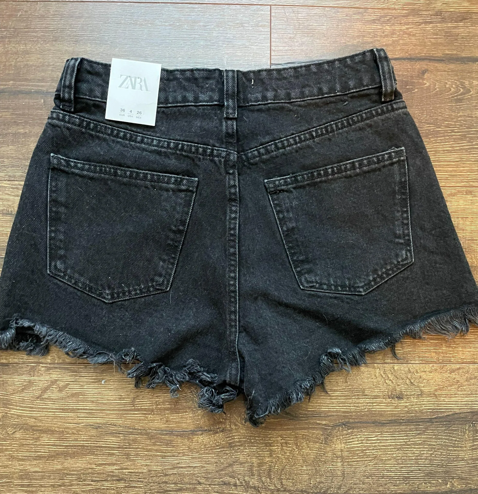 frayed denim shorts - Image 2