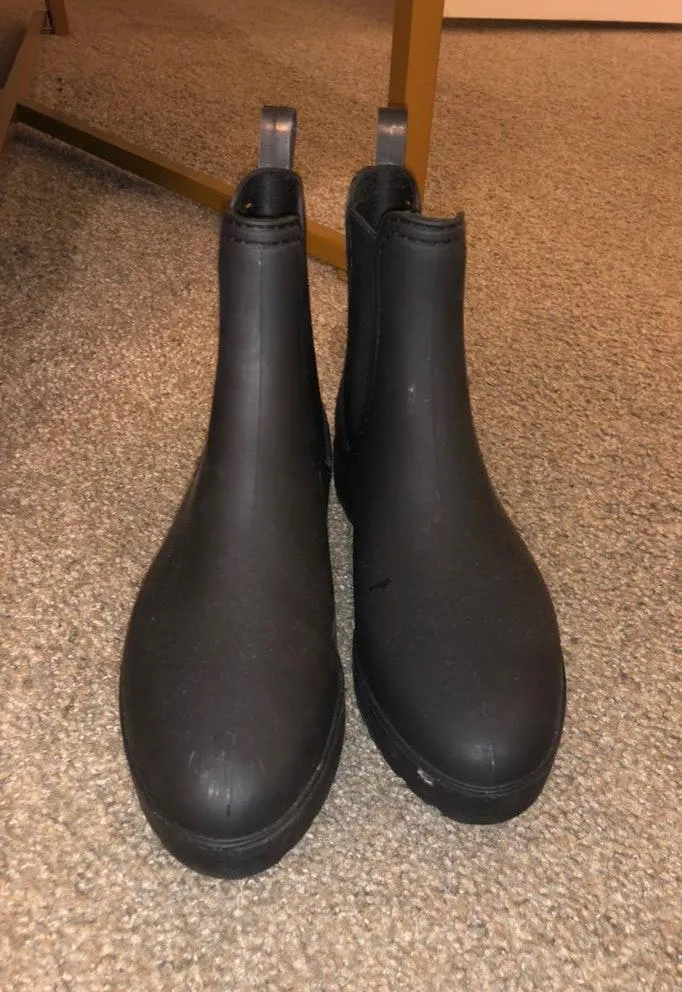 Black Rain Boots Size 8 - Image 2