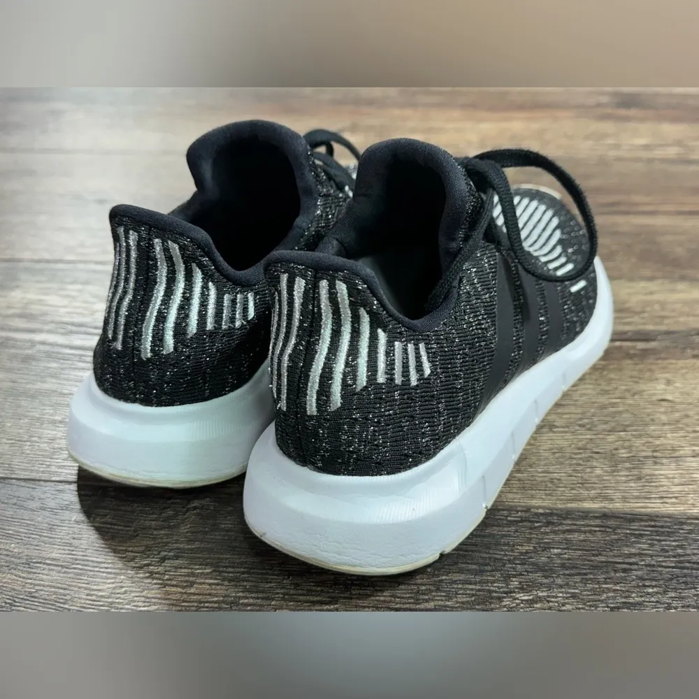 Adidas‎ Original Swifts Shoes - Image 4