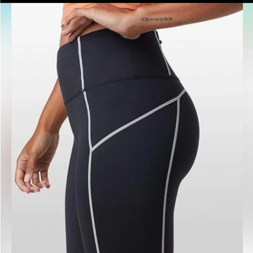 Free People Movement Women's You're A Peach Black Leggings size XS‎ Extra Small - Image 3