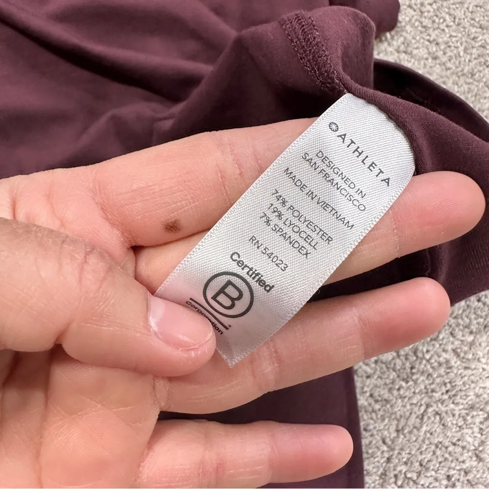 Athleta Women’s Essence Relaxed High Low Tank Top Sleeveless in Cranberry Red S - Image 9