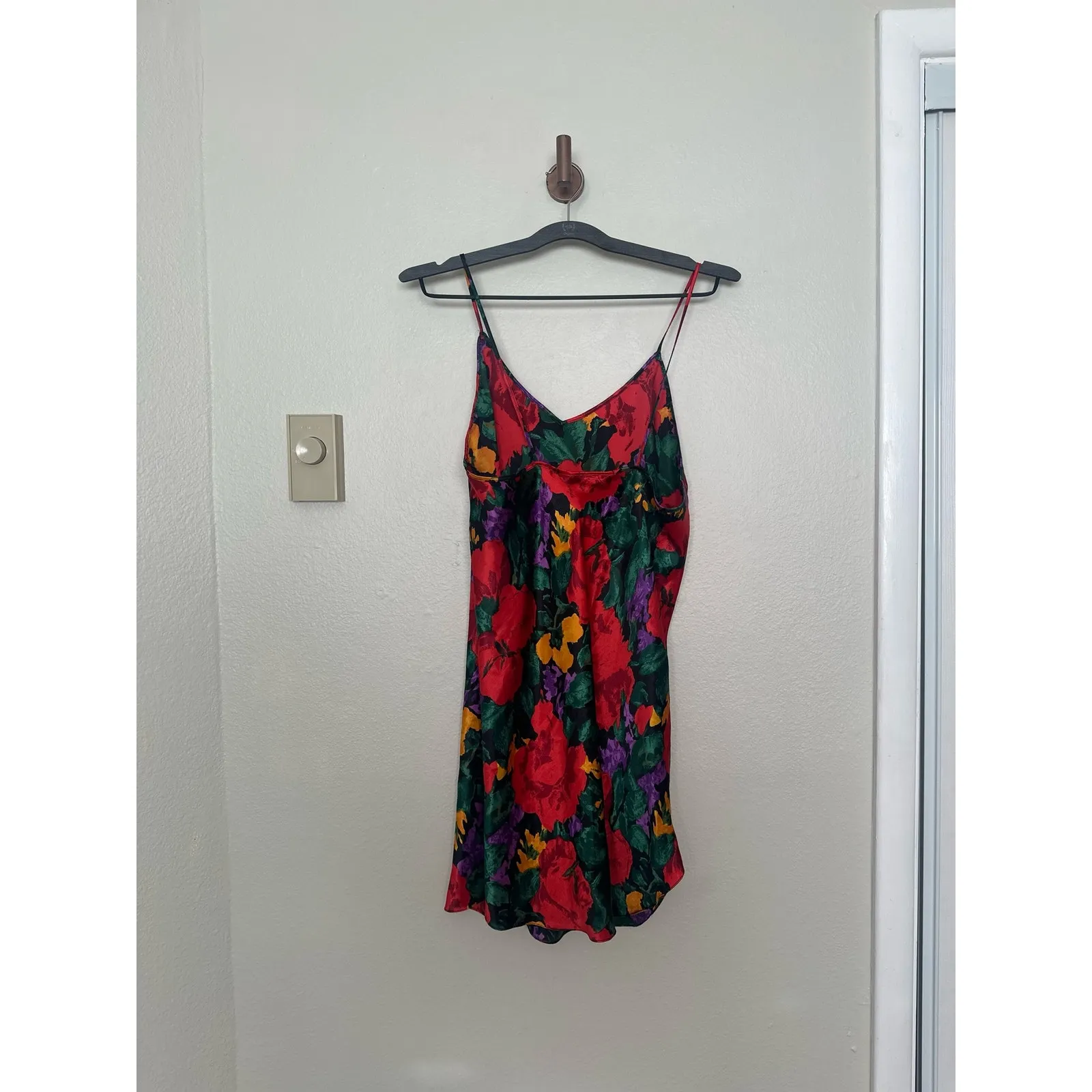 Vintage Victoria's Secret Gold Label Rose Floral Satin Mini Slip Dress Nightie - Image 5