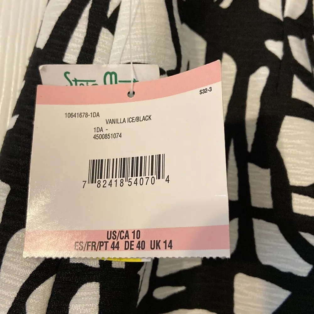 Kasper women skirt brand new black and white its about 25” long - Image 4