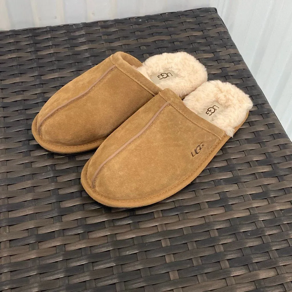 UGG  Scuff suede slippers women’s size 6 - Image 4