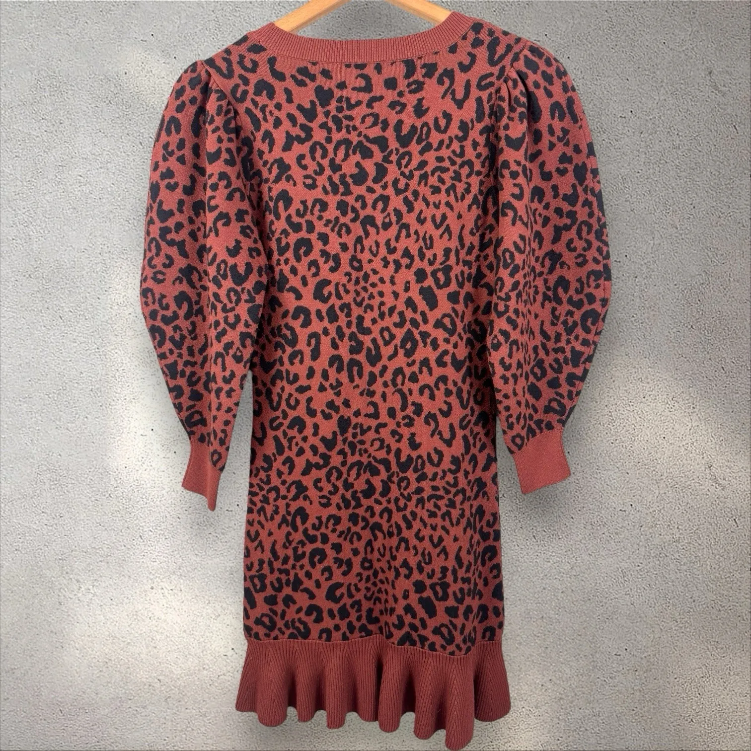 525 America Women's Leopard Cheetah‎ Long Puff Sleeve Sweater Dress Sz S - Image 6