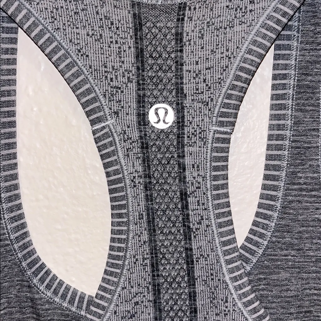 Lululemon Swiftly Tech Racerback
Black / White (Ombre)  Running Tank Ombre - Image 8