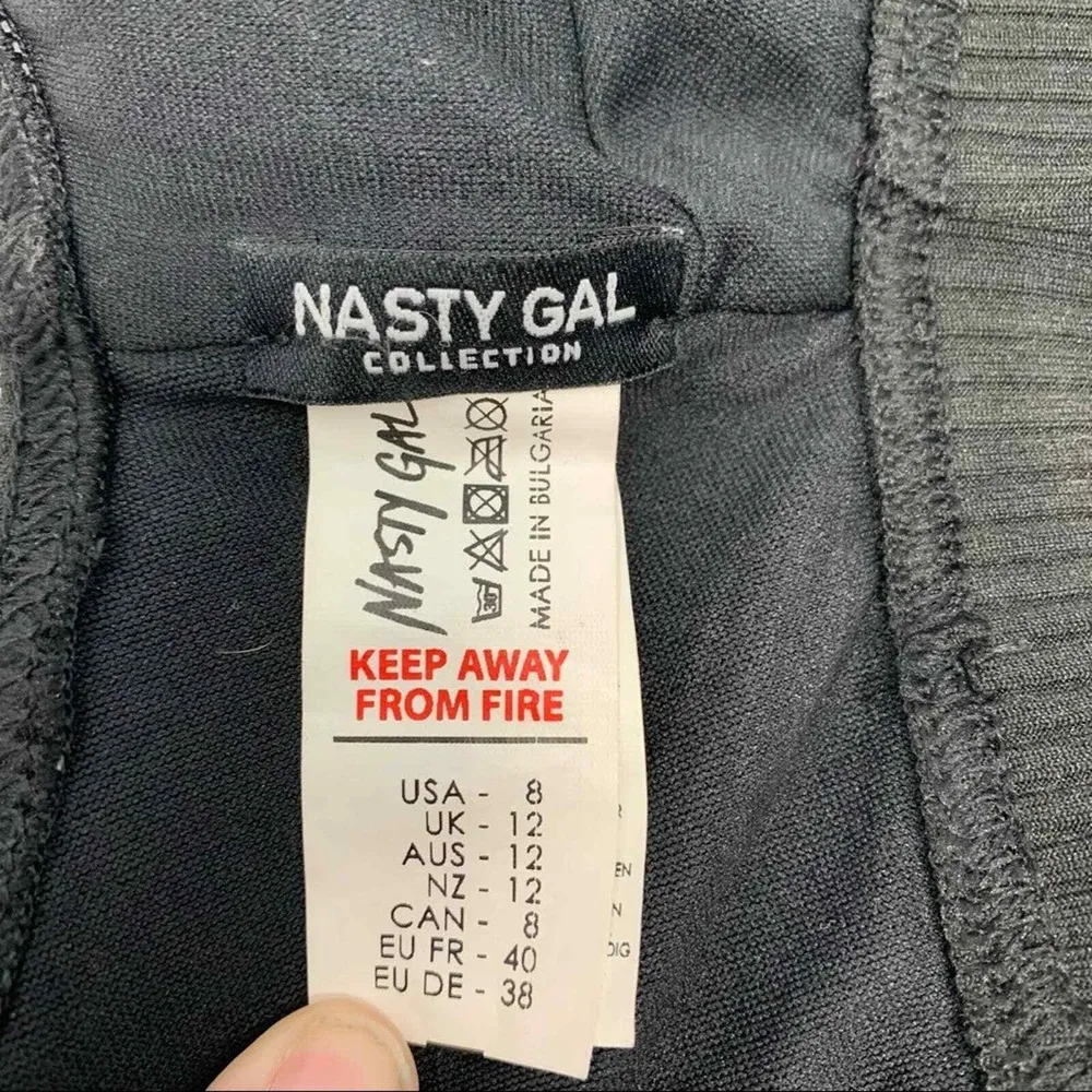 Nasty Gal Solid Black Ribbed Bikini Top Minimalist US size 8 - Image 3