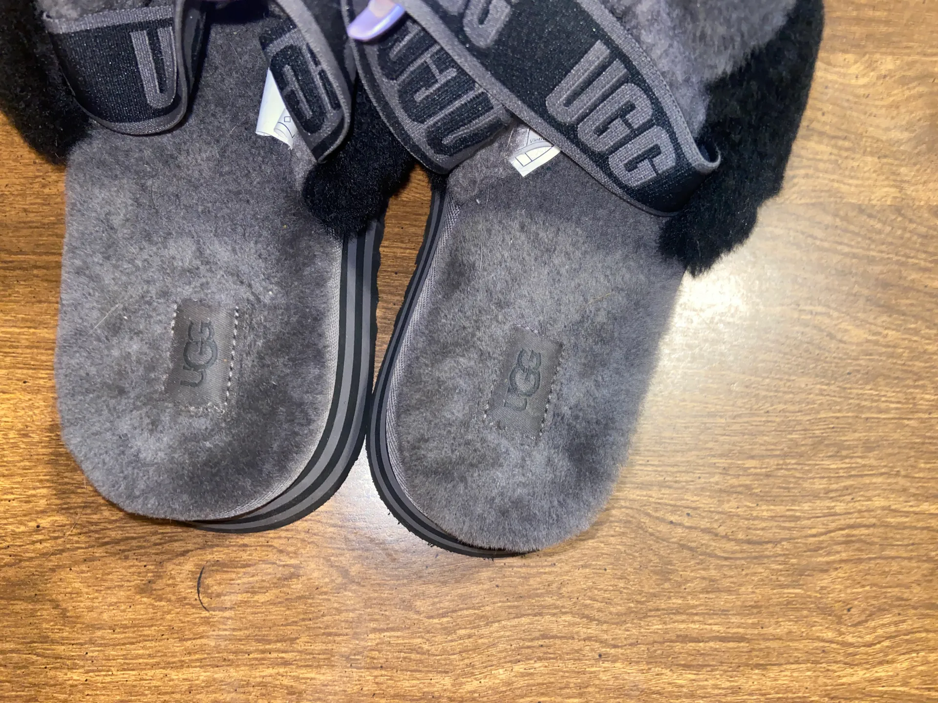 UGG Slippers - Image 4