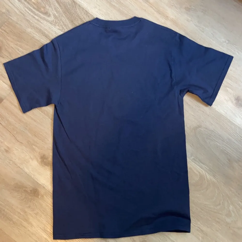 Women’s MARCH Our Bodies Our Minds Our Power Tee Size Small - Image 3