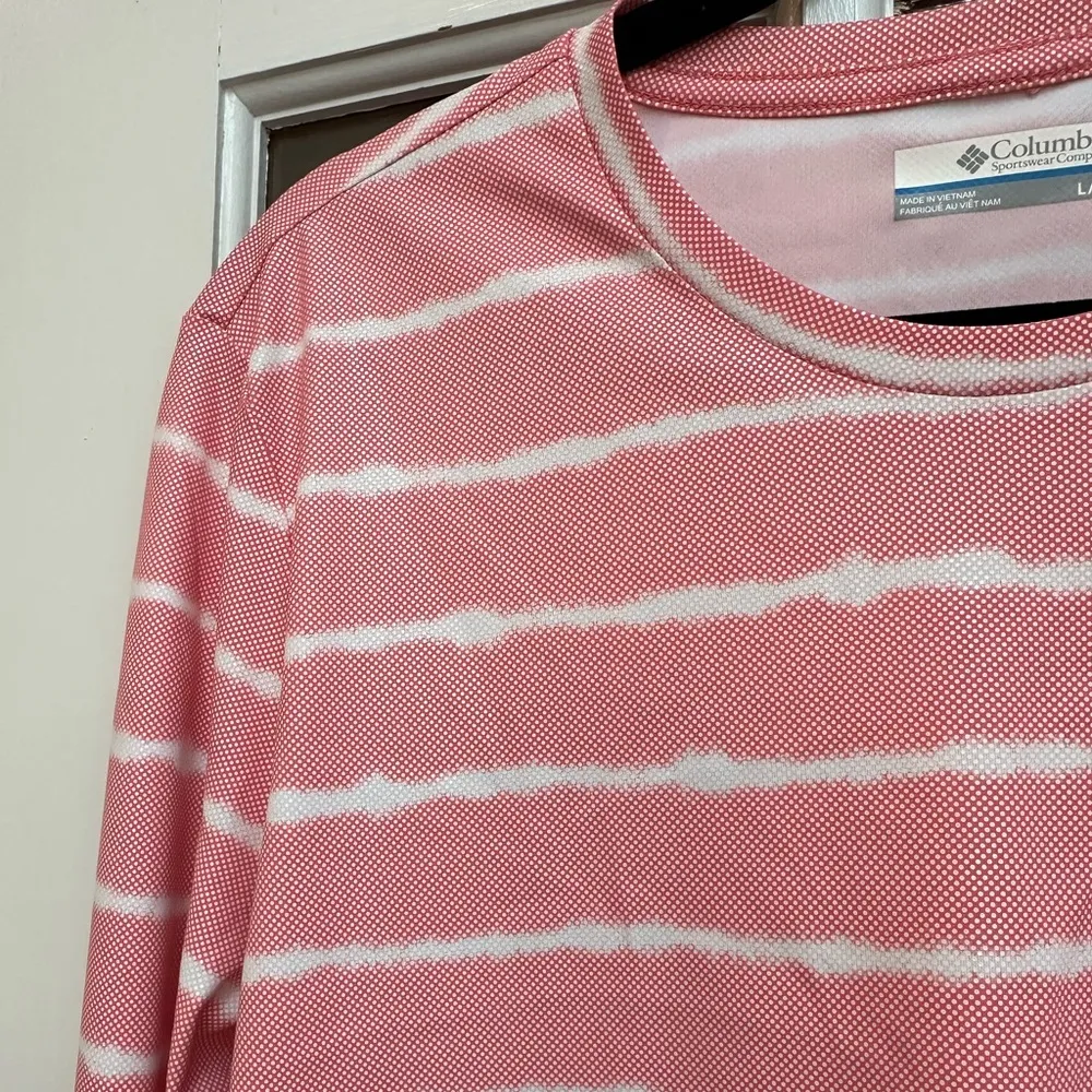 Columbia Salmon Shimmer Tie Dye Stripe Omni Shade Sun Deflector Top Size Large L - Image 4