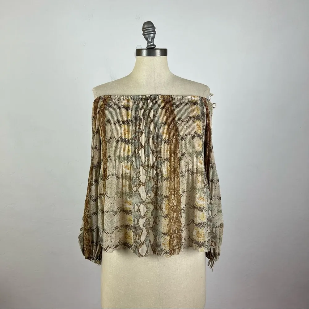 Aritzia Wilfred Talence Blouse Snake Print - Image 2