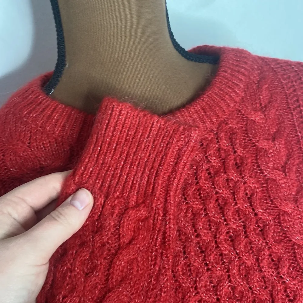 red cable knit alpaca wool blend cropped Crewneck sweater S - Image 8