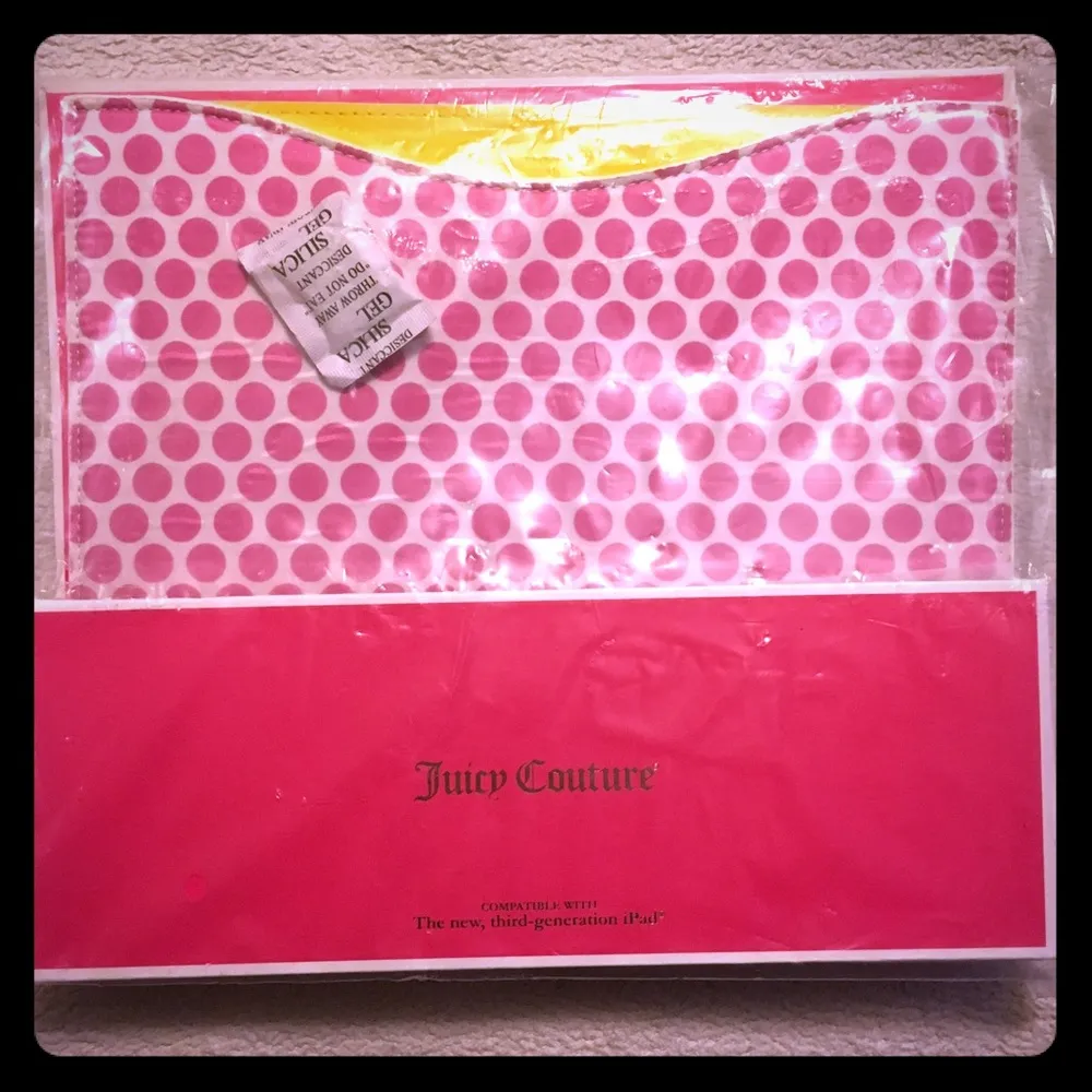 NWT Juicy Couture IPad Case Sleeve - Image 2