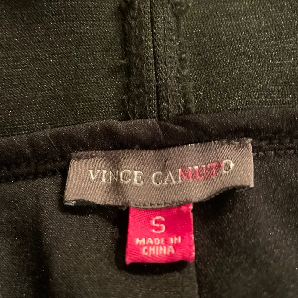 navy flowy mini skirt size small - Image 3