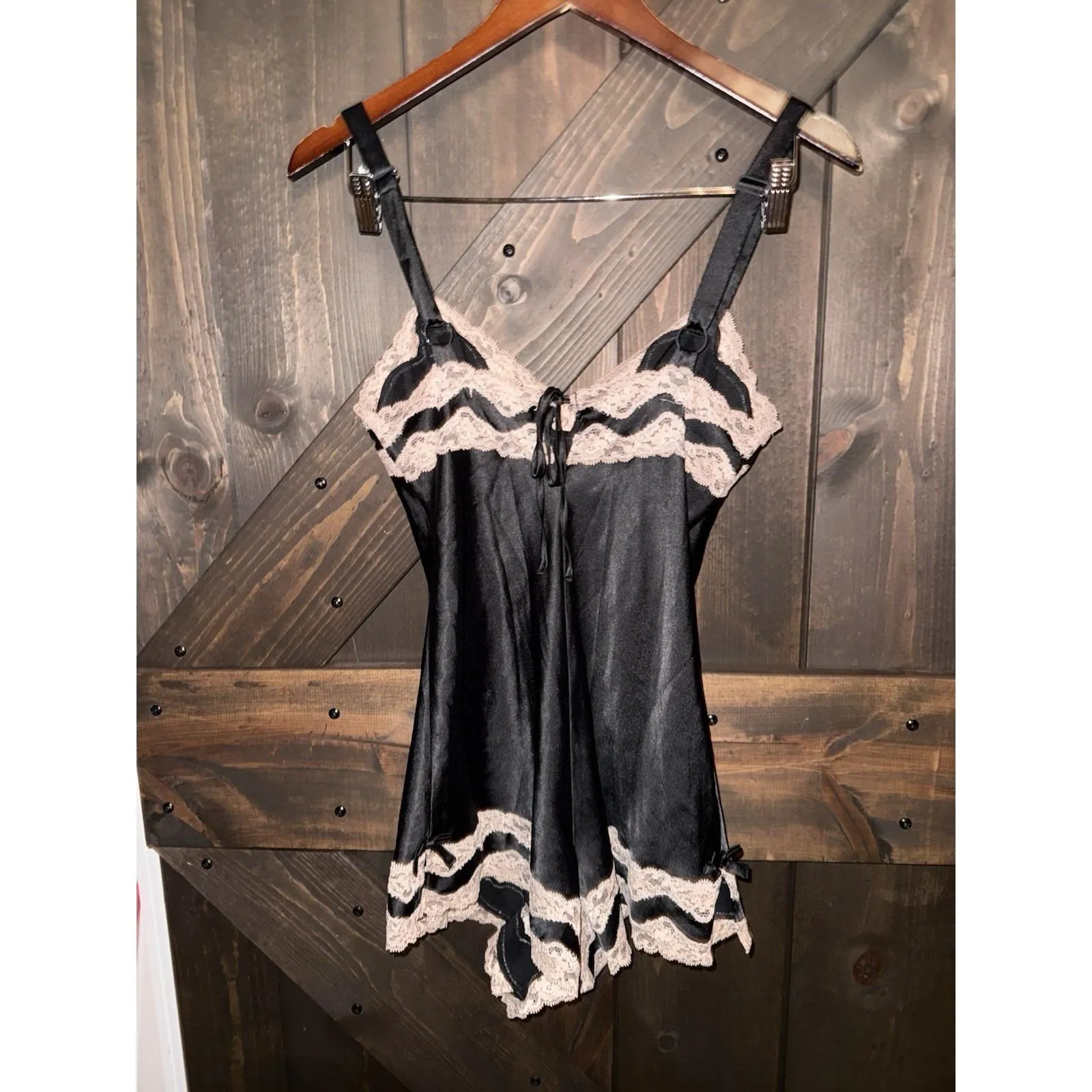 VTG‎ Victoria's Secret Angels Sz M Black Satin Lace Romper Y2K Silky - Image 4