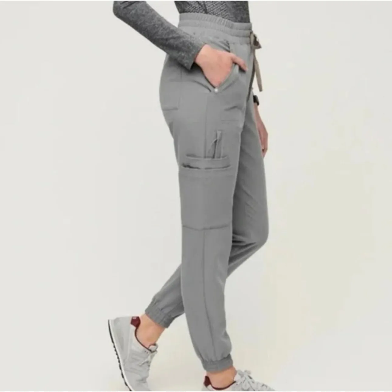 FIGS Charlotte Slim Fit Scrub Pants Cargo Pockets Jogger Gray XXS NWT - Image 13