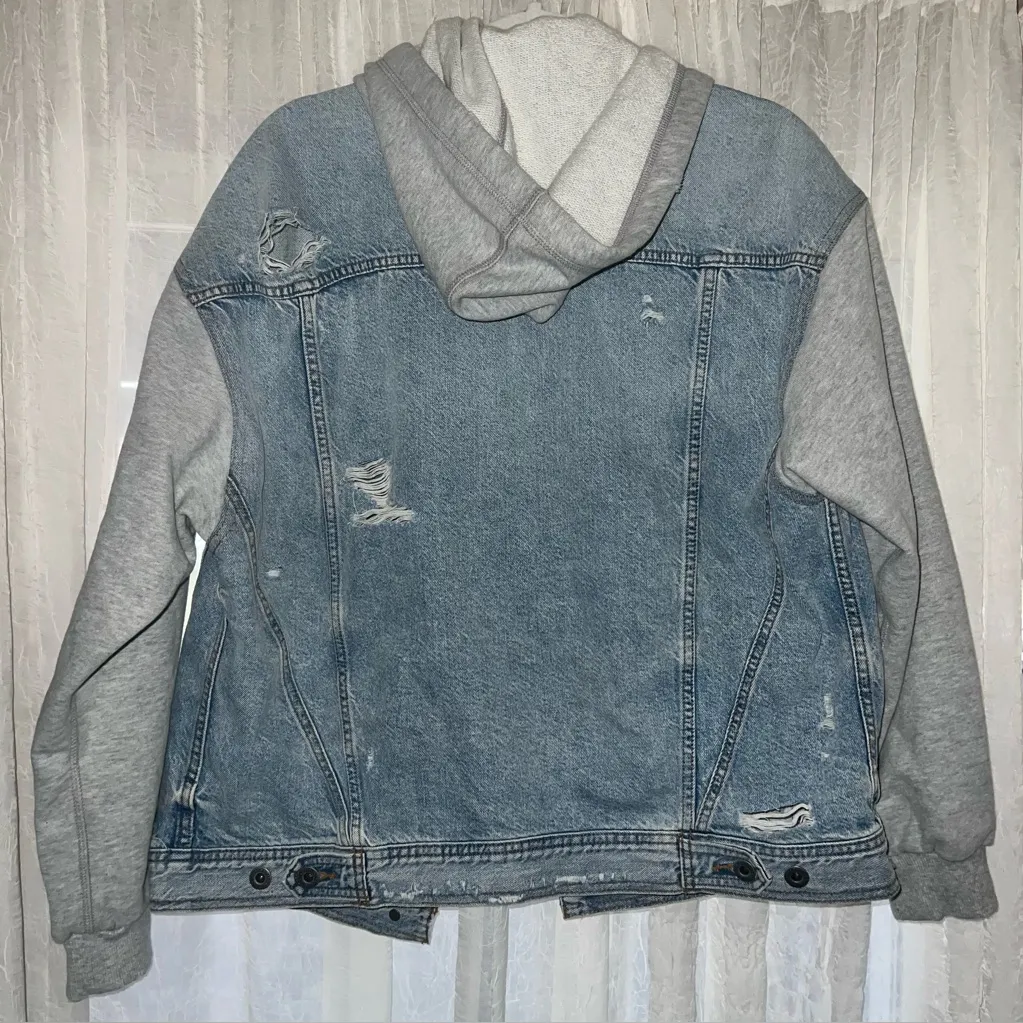 OFFLINE By Aerie Hooded Denim Jacket distressed oversized size small - Image 4