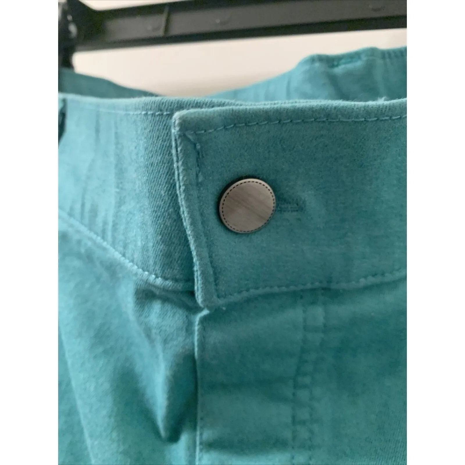 Hue Women's Plus Jeans Denim Pants Skimmer Size 1X Green - Image 3