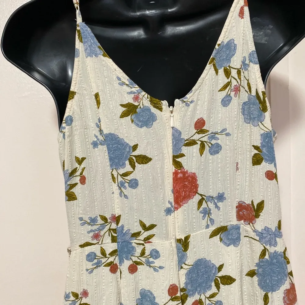 American eagle Floral Jumpsuit in Cream with Blue and Red Accents - Image 5